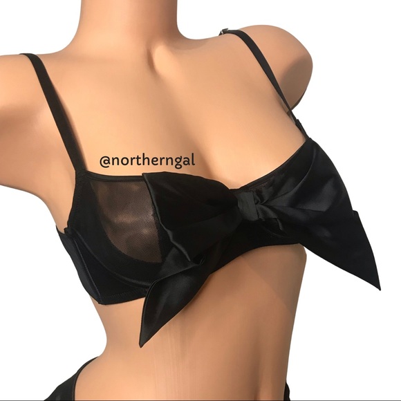 Victoria’s Secret Unlined Balconette Bow Bra - Picture 13 of 14